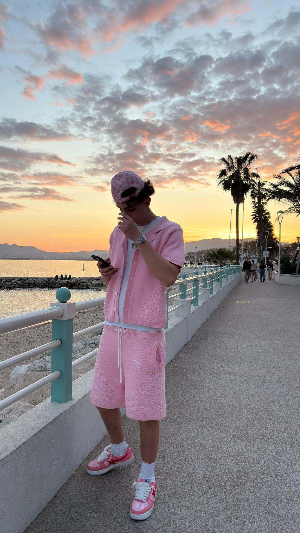 7VENWORLD PINK SHORT (stock)